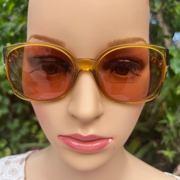 VINTAGE CHRISTIAN DIOR OVERSIZED EYEGLASS FRAMES - Picture 13 of 16